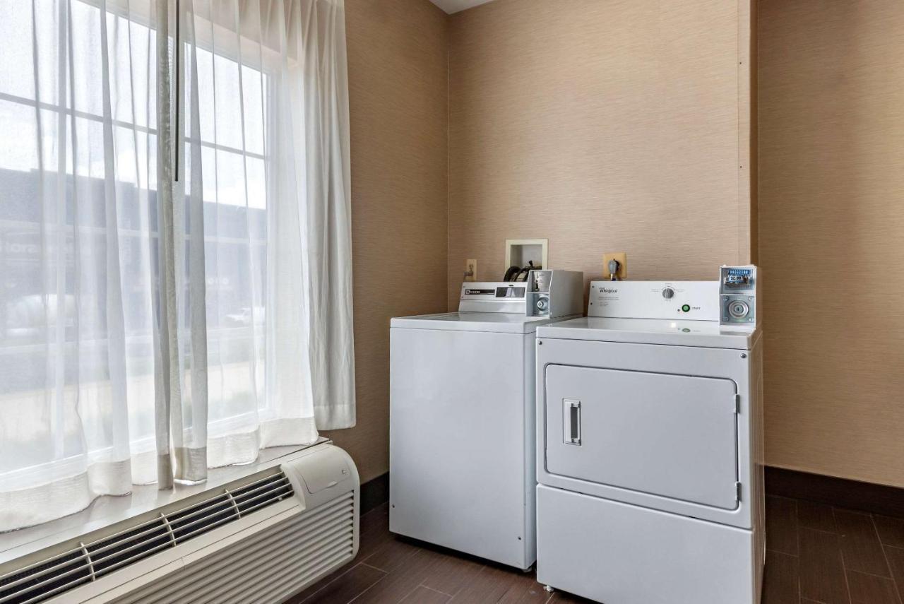 Comfort Suites Newark - Harrison Ngoại thất bức ảnh