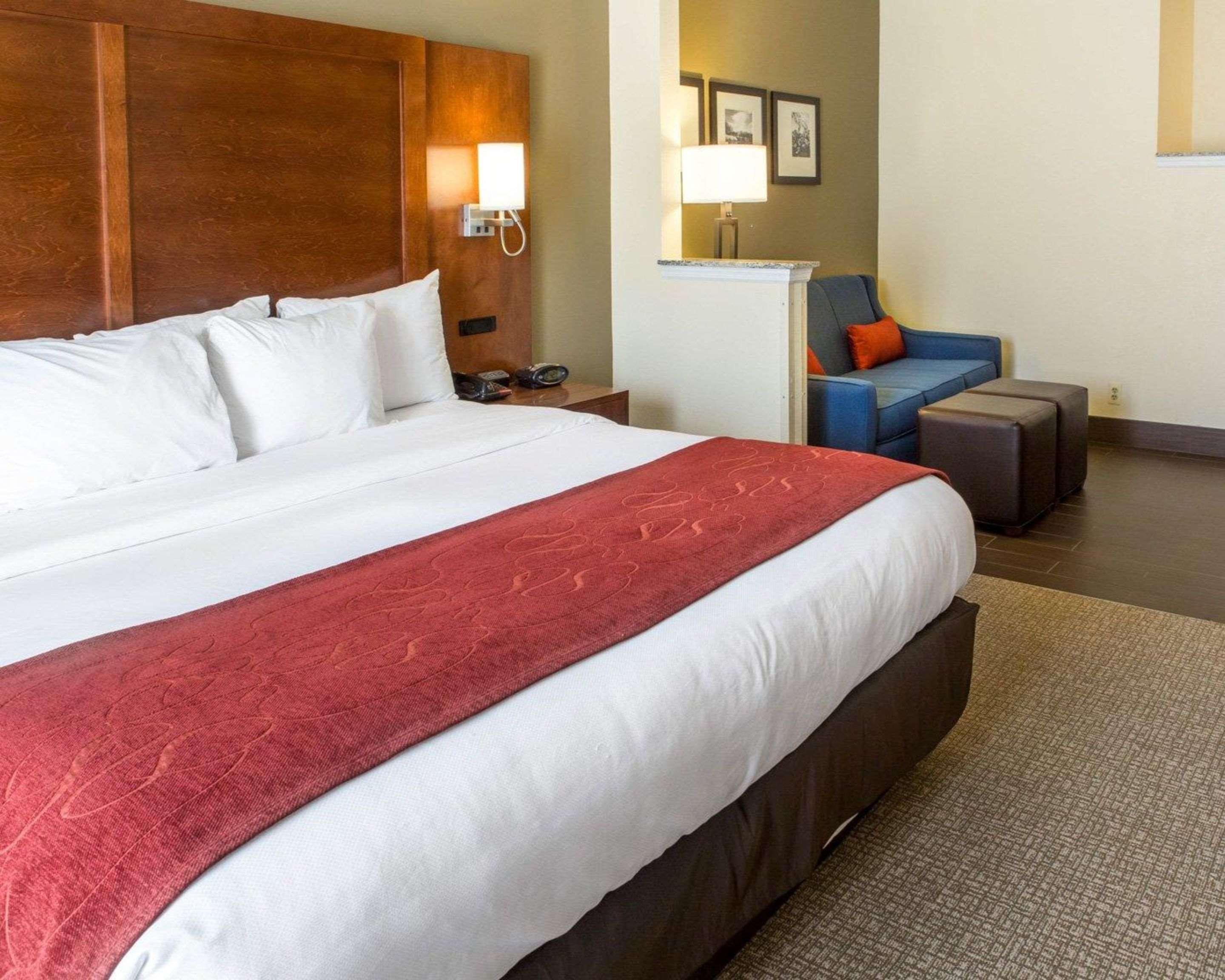 Comfort Suites Newark - Harrison Ngoại thất bức ảnh