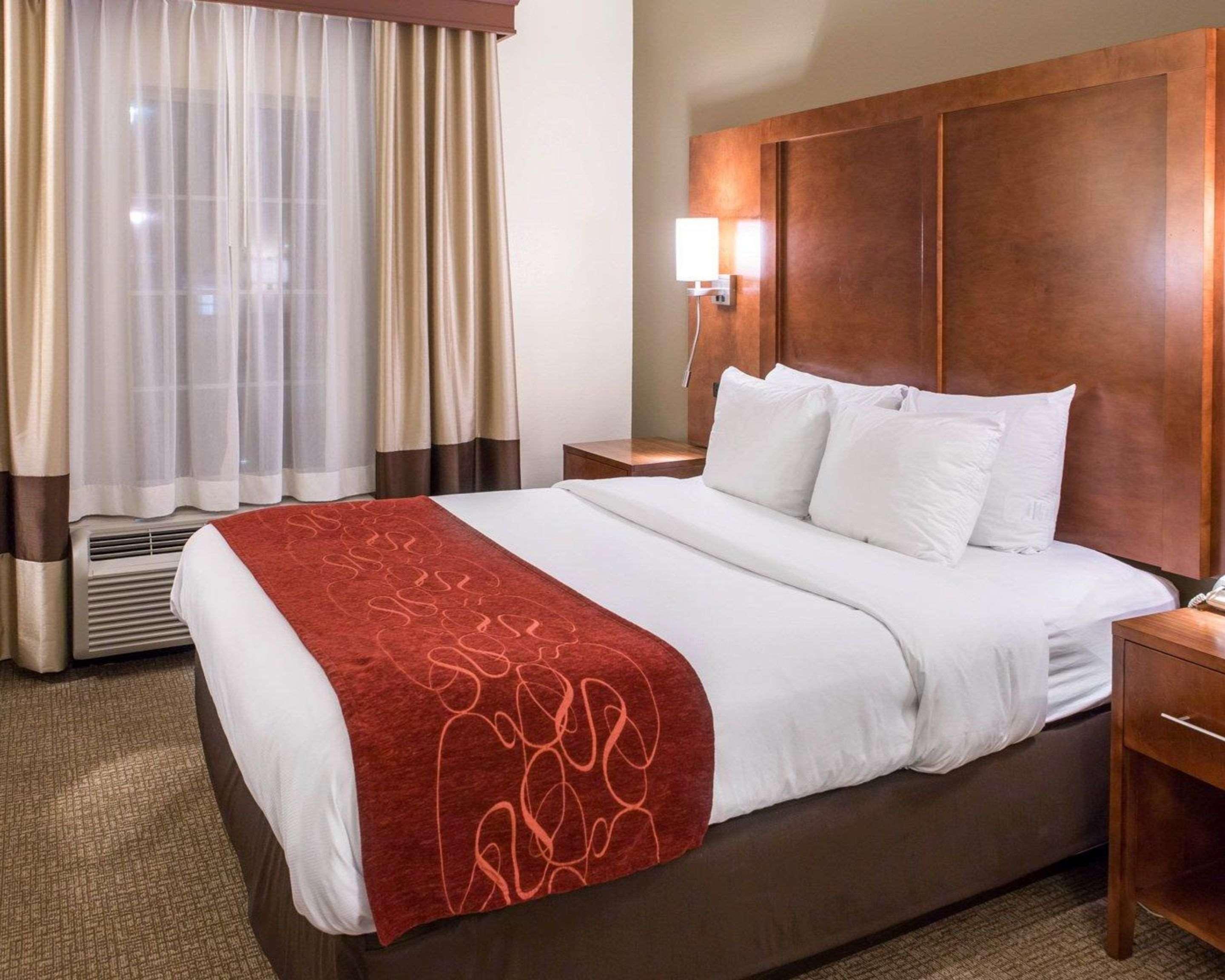 Comfort Suites Newark - Harrison Ngoại thất bức ảnh