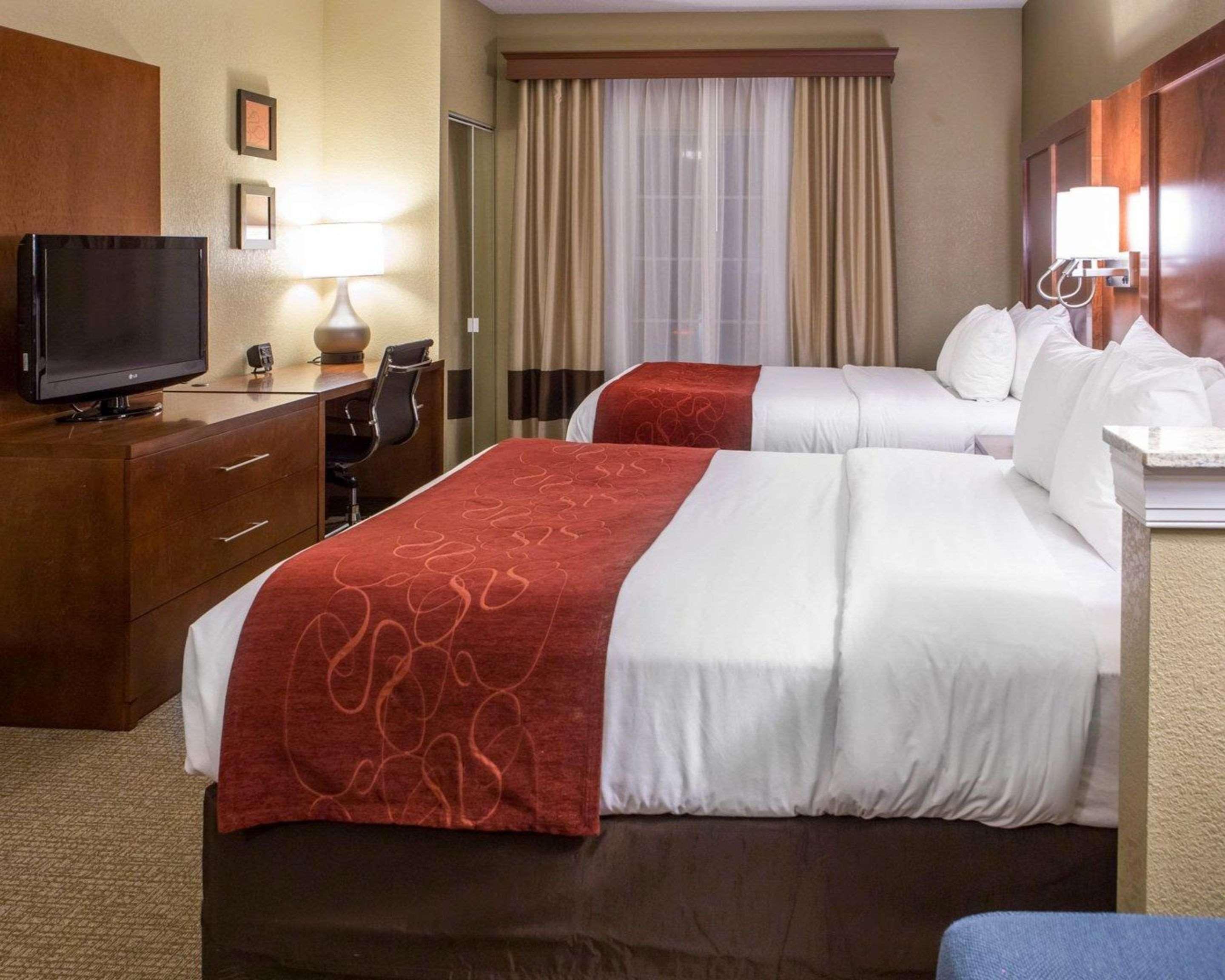 Comfort Suites Newark - Harrison Ngoại thất bức ảnh