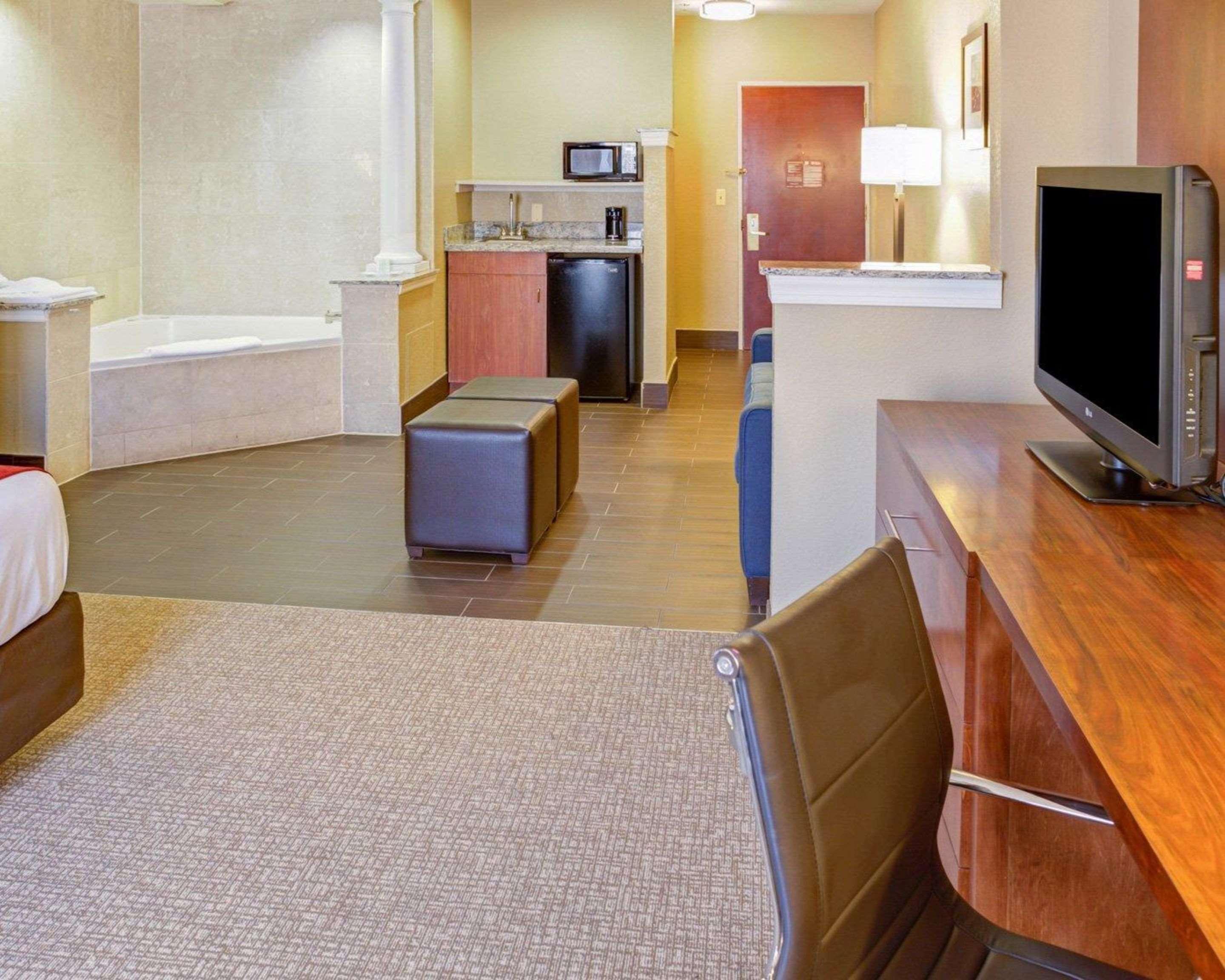 Comfort Suites Newark - Harrison Ngoại thất bức ảnh