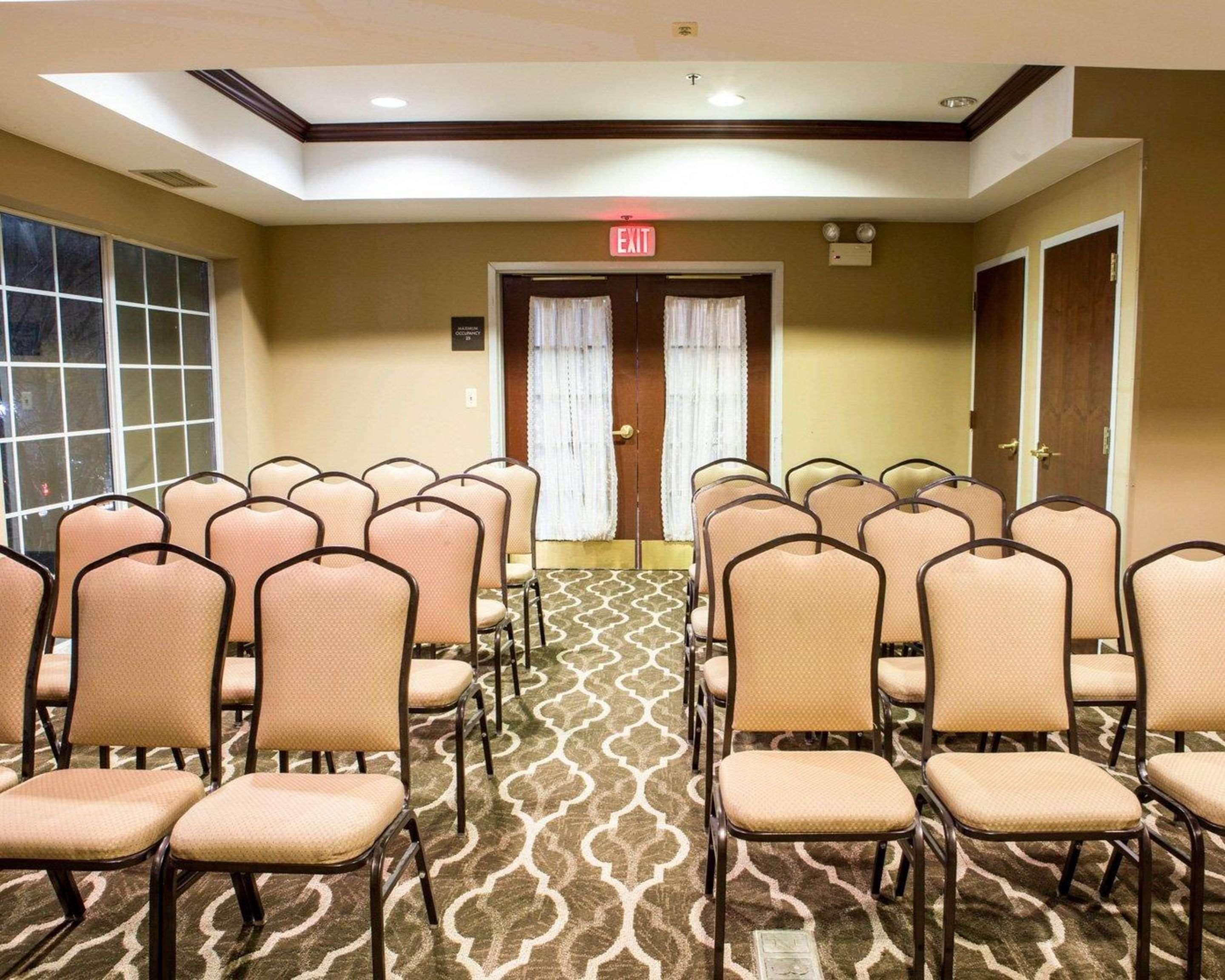 Comfort Suites Newark - Harrison Ngoại thất bức ảnh