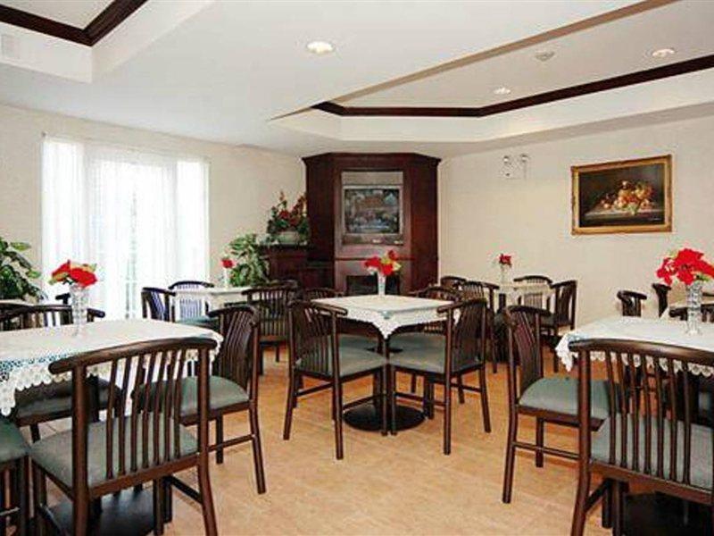 Comfort Suites Newark - Harrison Nhà hàng bức ảnh